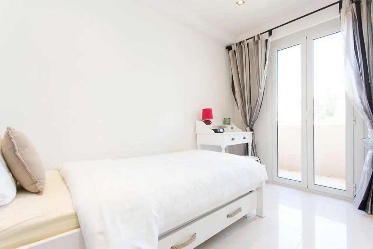Sea View 3 Beds Next To Palais Apartment Cannes 0*,  France